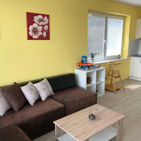 Leto 아파트 Frýdek-Místek